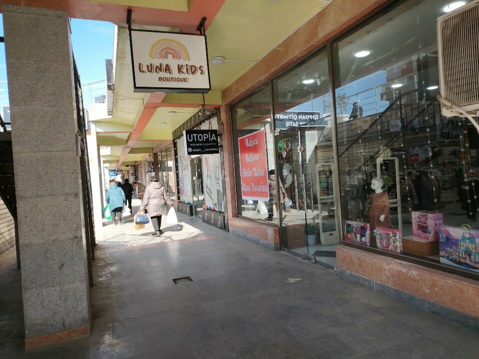 Uşaq mağazası Luna Kids, Bakı, foto