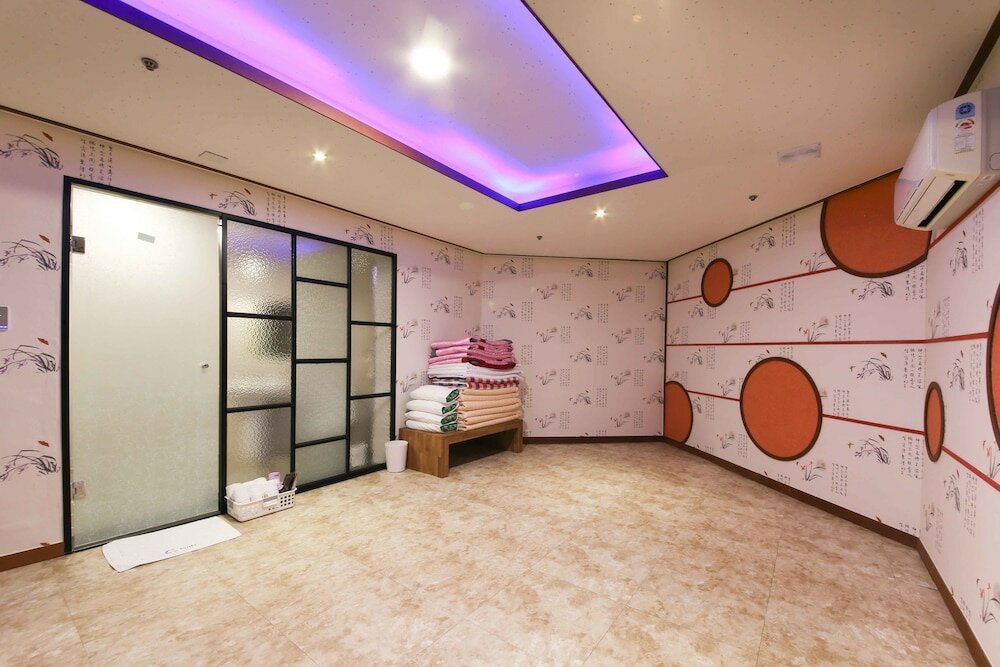 Фото Cc Business Hotel