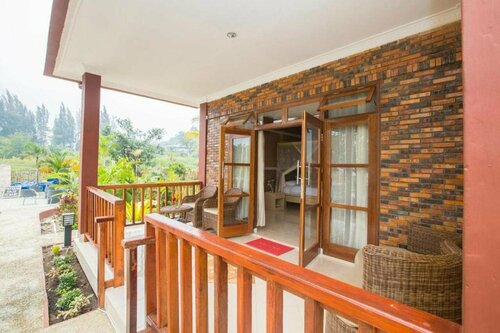 Гостиница Toba Village Inn в Провинции Северная Суматра