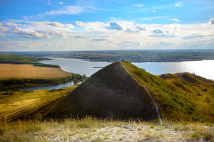 Arbuginskaya Mountain (Ulyanovsk Region, gorodskoy okrug Novoulyanovsk), cima de la montaña