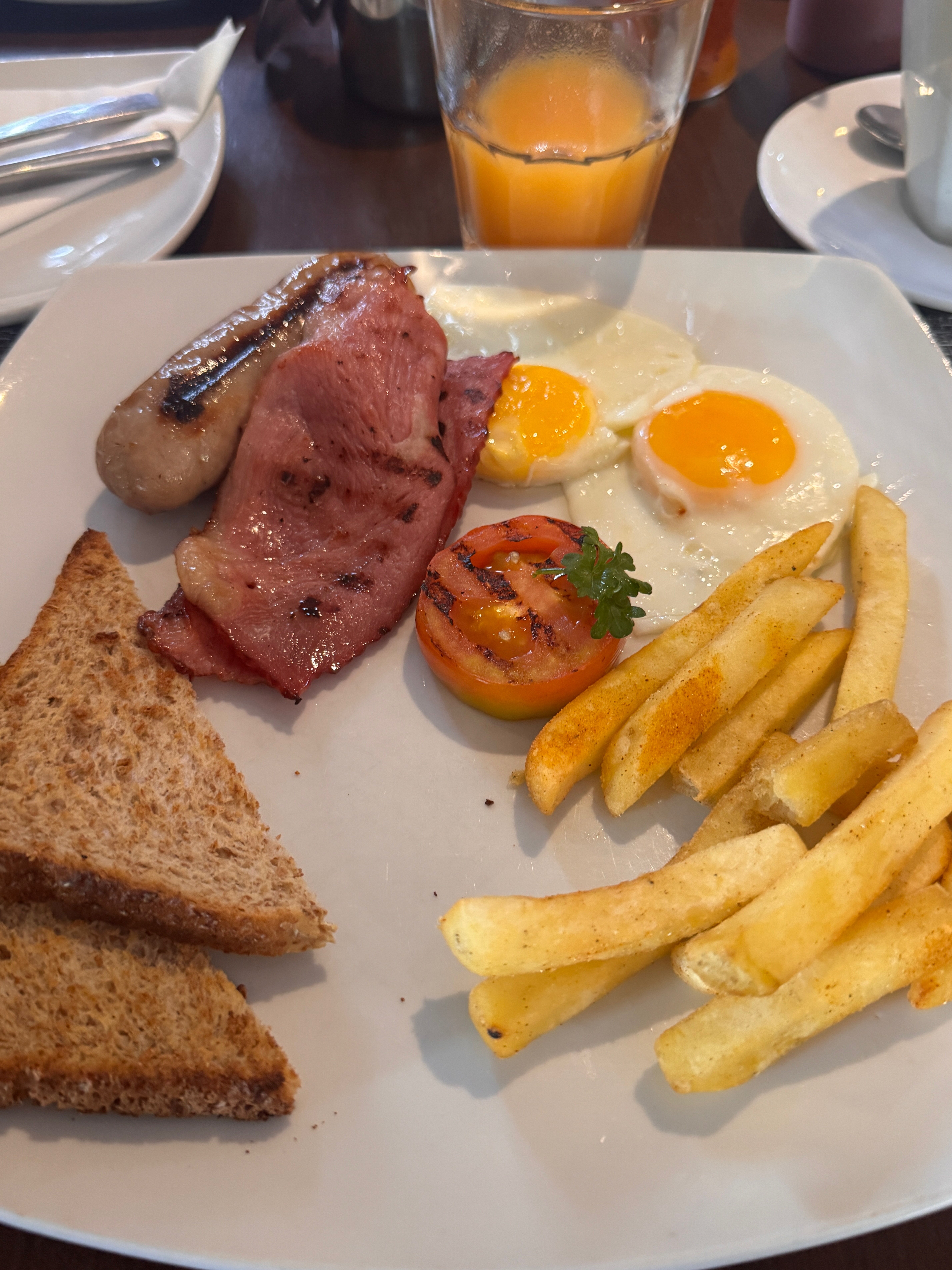 Фото Celtis Country Lodge and Restaurant