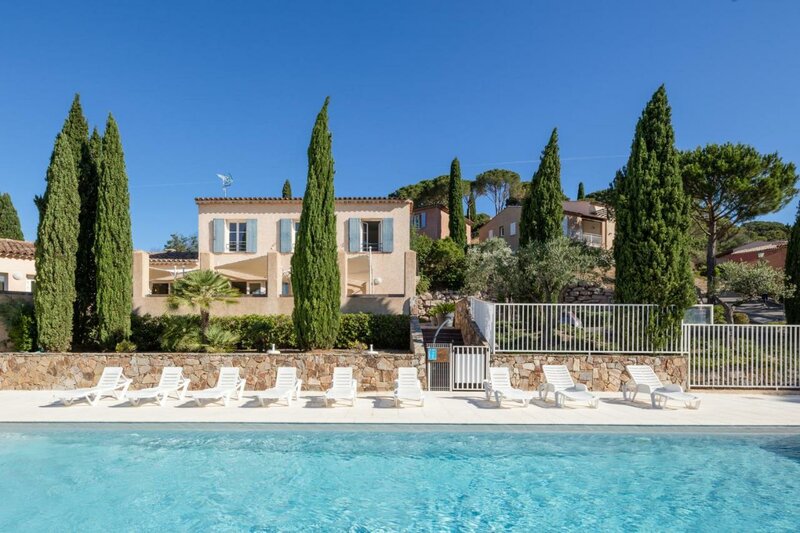 Гостиница Garden & City Les Bastides de Grimaud