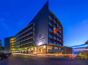 Гостиница Semiramis City Hotel