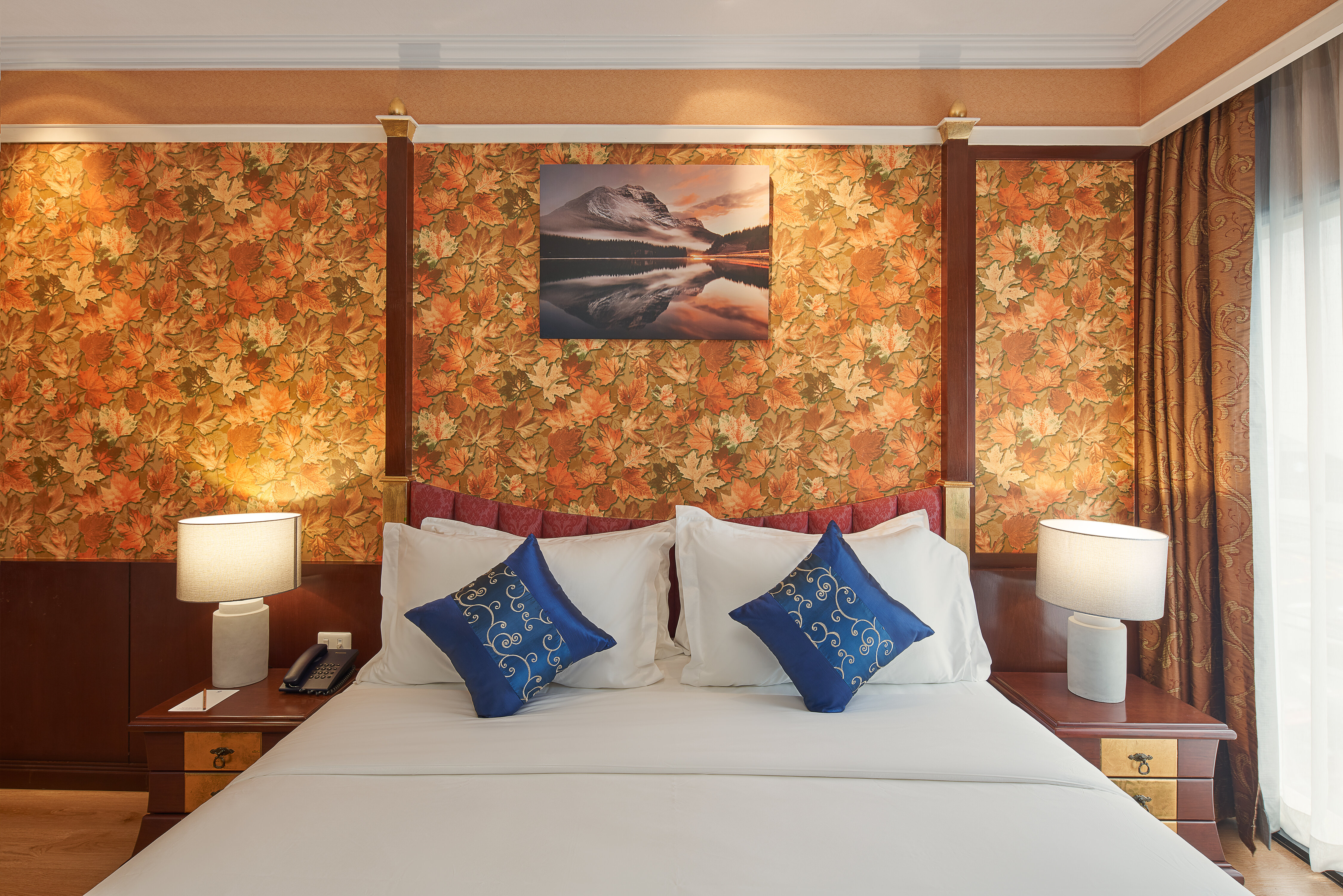 Фото Floral Hotel · Dolphin Circle Pattaya