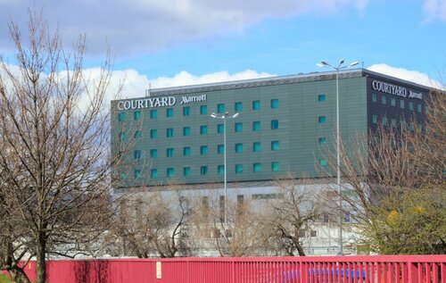 Гостиница Courtyard Warsaw Airport в Варшаве