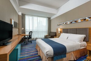 Гостиница Holiday Inn Express Tianjin Heping