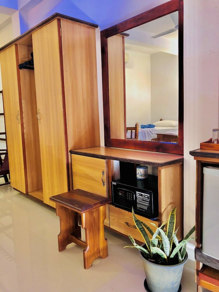 Фото Mirissa Beach Inn