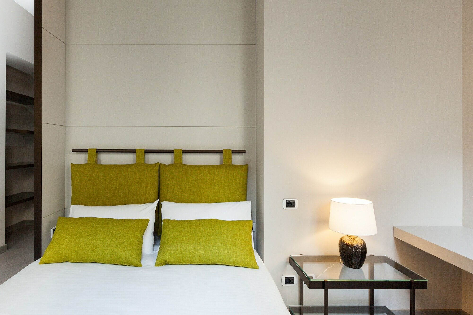 Фото Easyhomes - Duomo Suites & Apartments