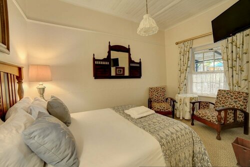 Гостиница Outeniqua Travel Lodge в Джордже