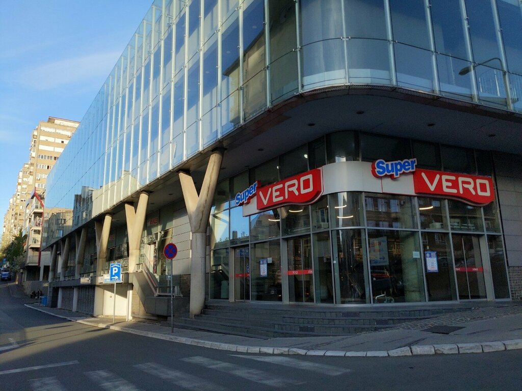 ATM'ler Eurobank ATM, Belgrad, foto