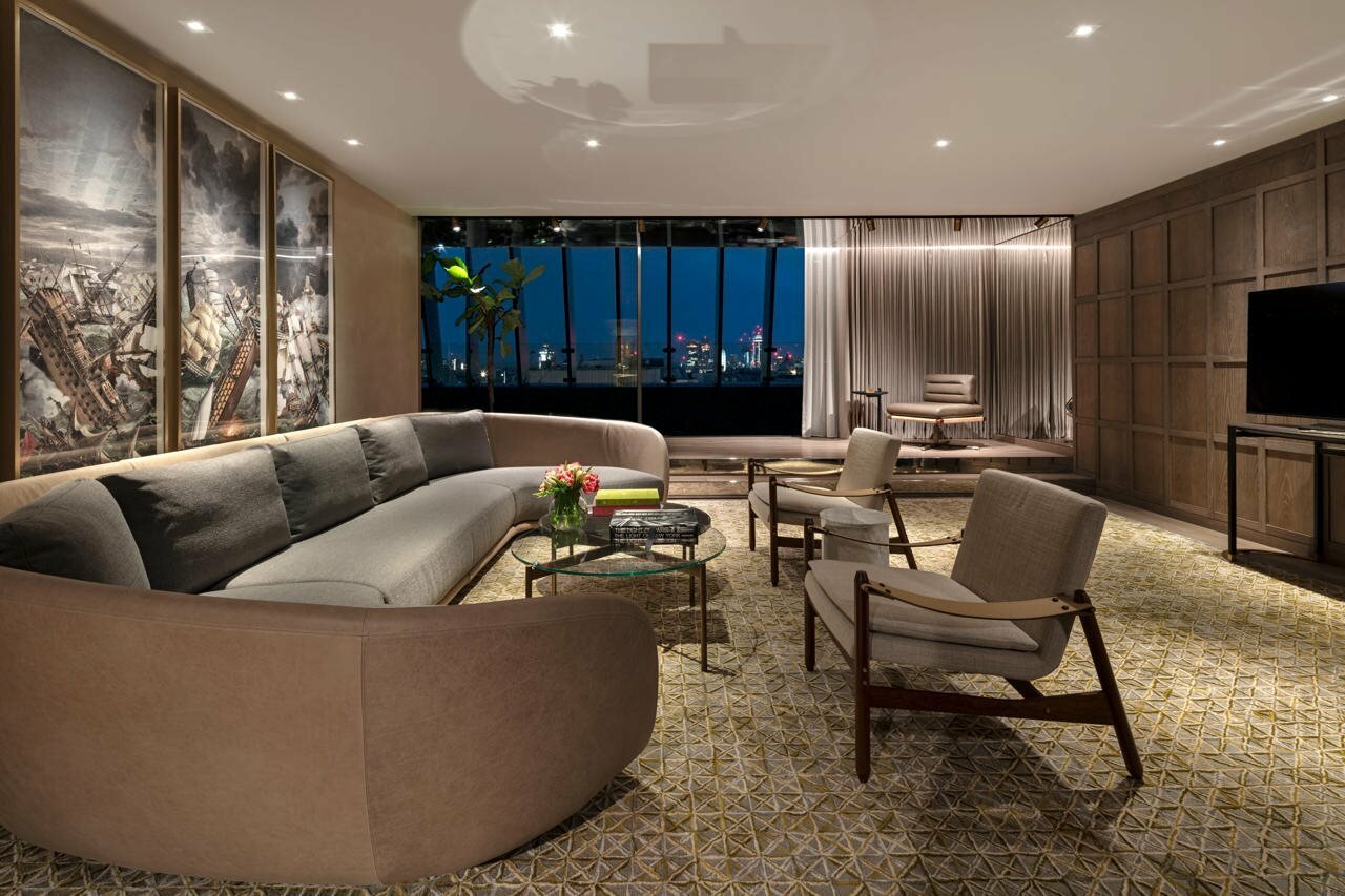 Фото The Londoner