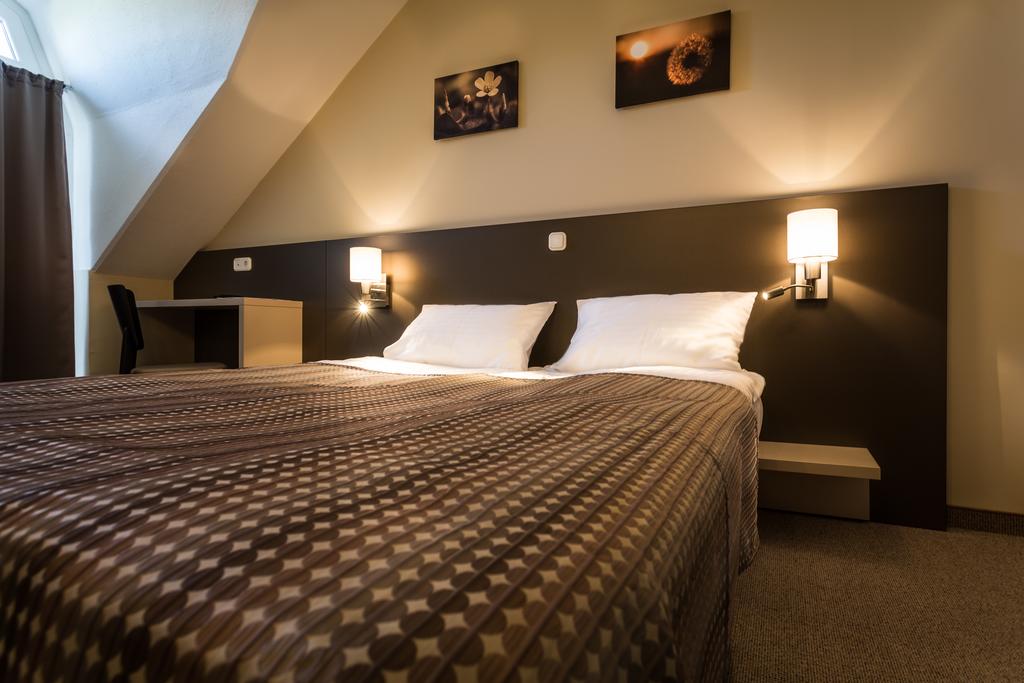 Фото Corvin Hotel Budapest - Sissi wing