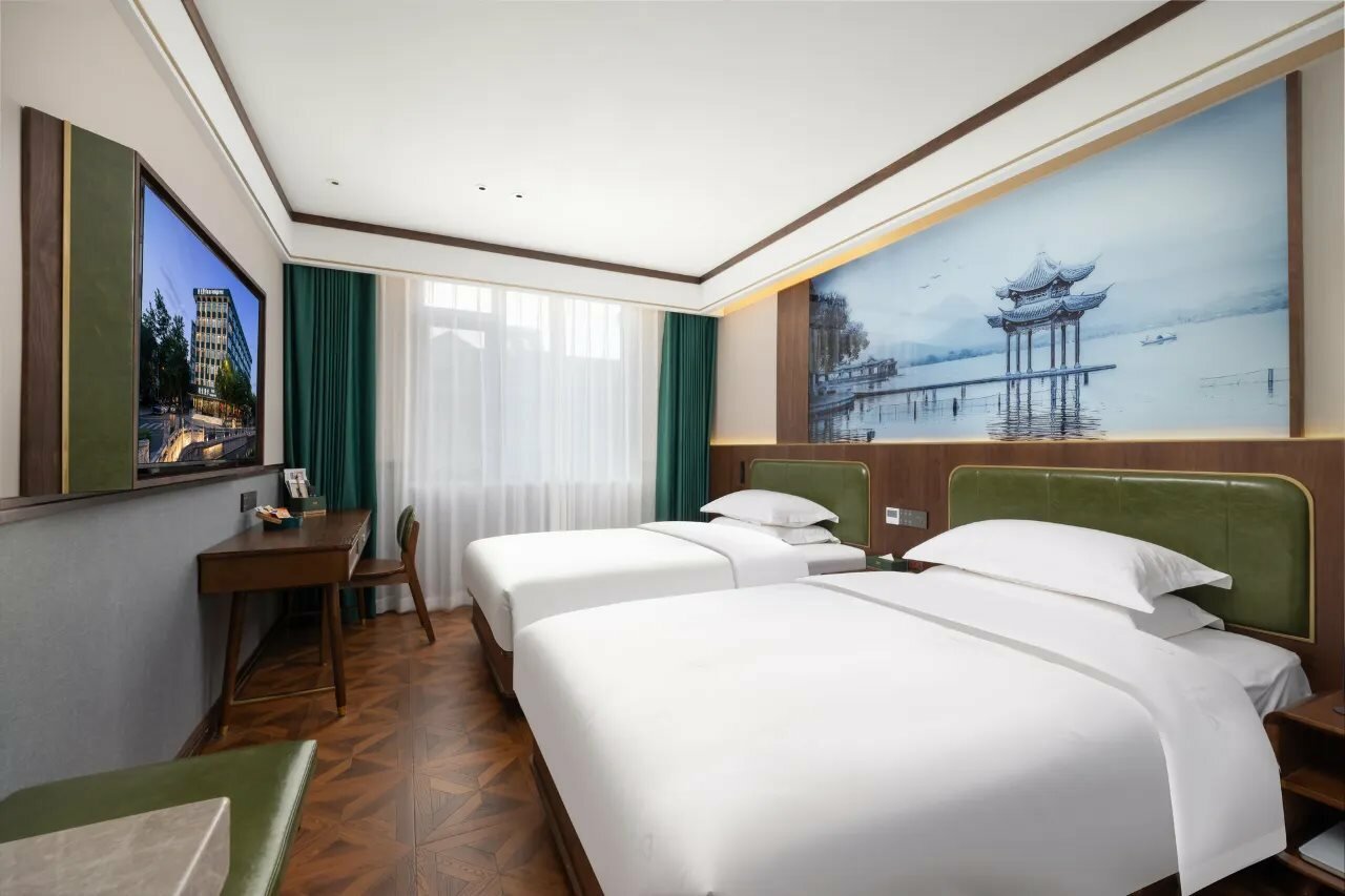 Фото Hiking Hotel Hangzhou