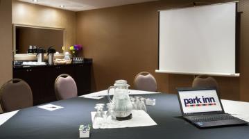 Фото Park Inn by Radisson Toronto - Markham