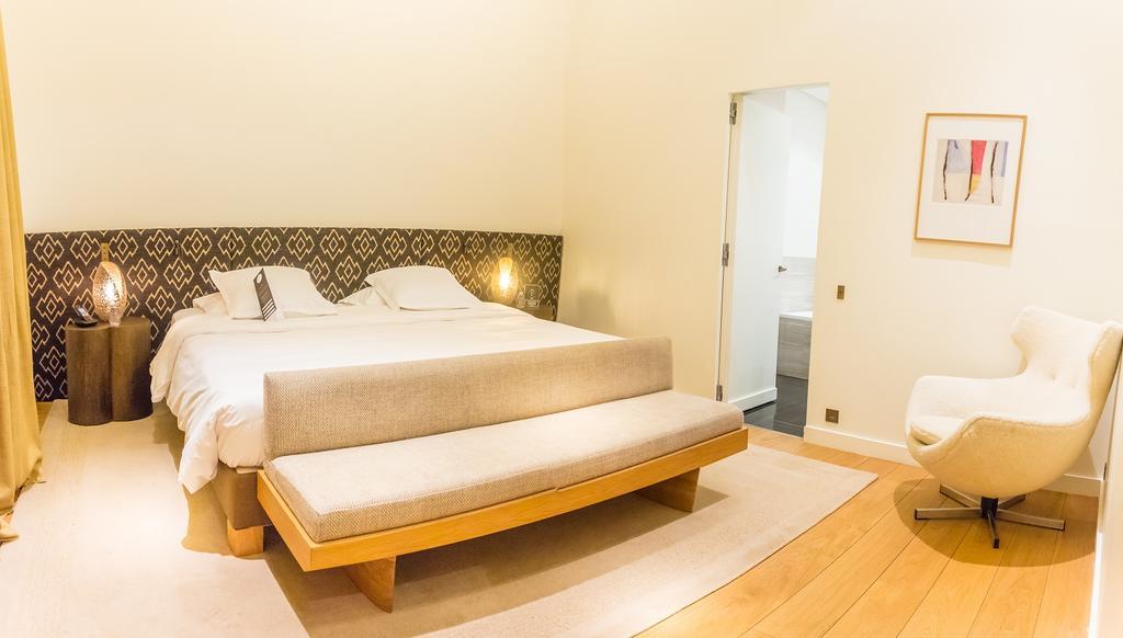 Фото Hôtel Marignan Champs Elysées