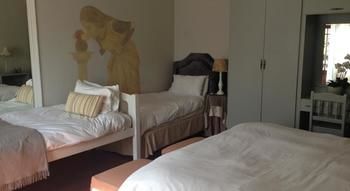 Фото Waterhouse Guest Lodges: 236/230 Bourke Street