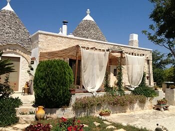 Фото Trulli Colarossa
