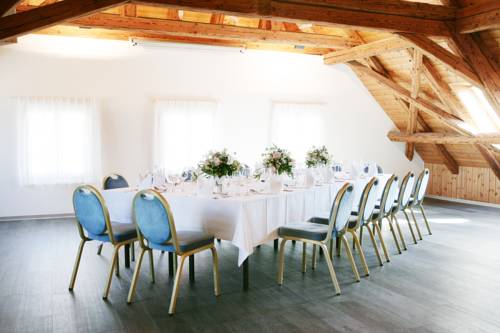 Фото La Couronne