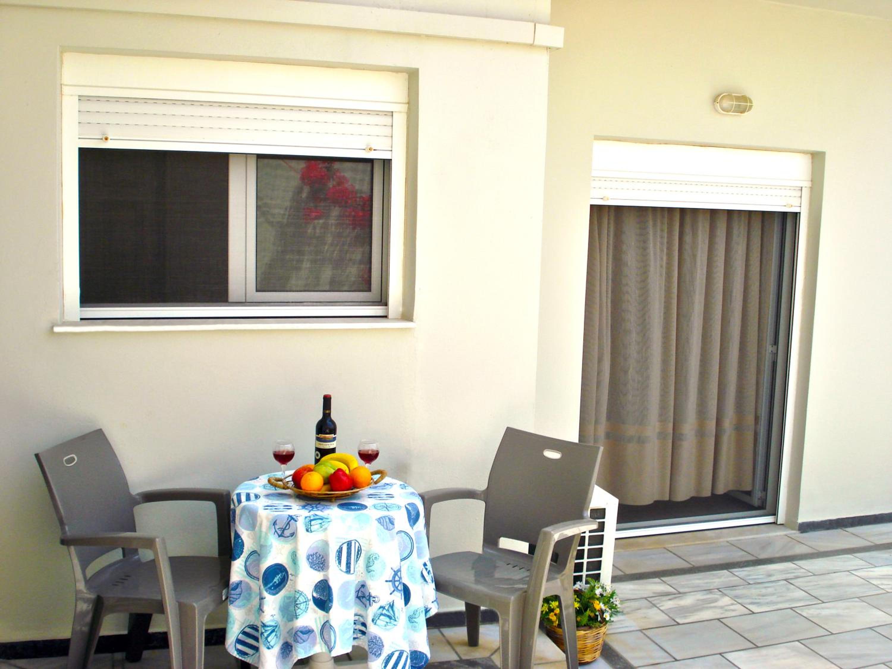 Фото Elina Apartments Gouves