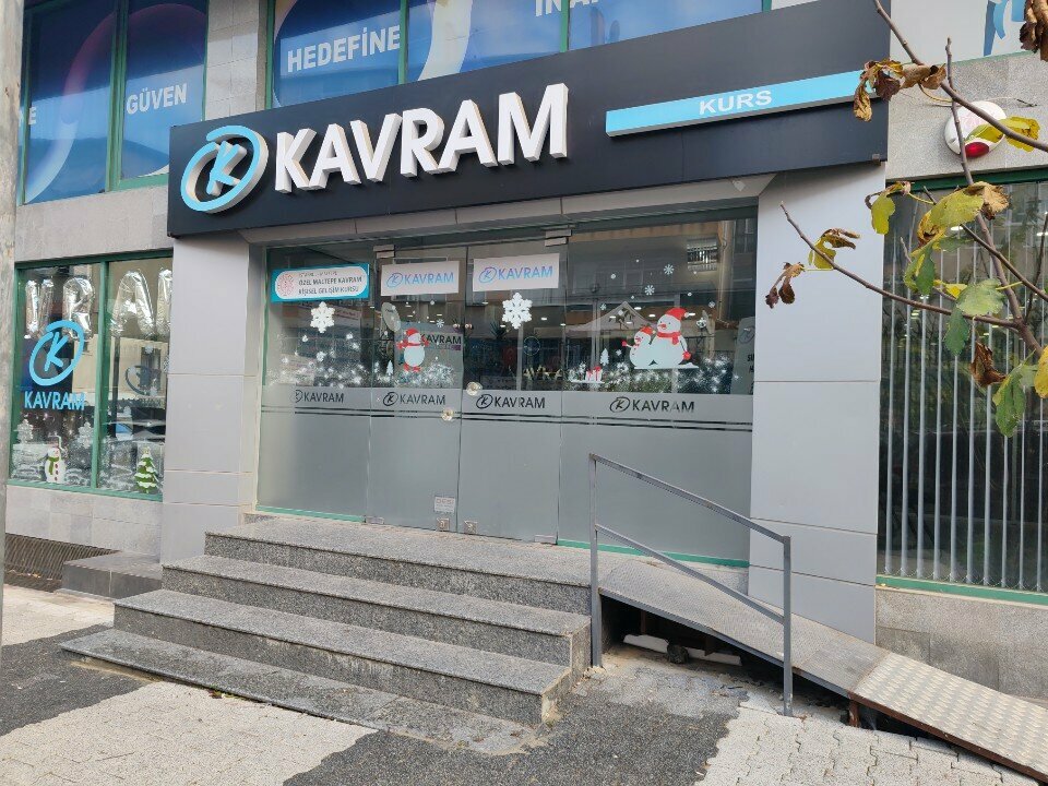 مركز تعليمي Maltepe Kavram Kurs Merkezi ، اسطنبول، صورة