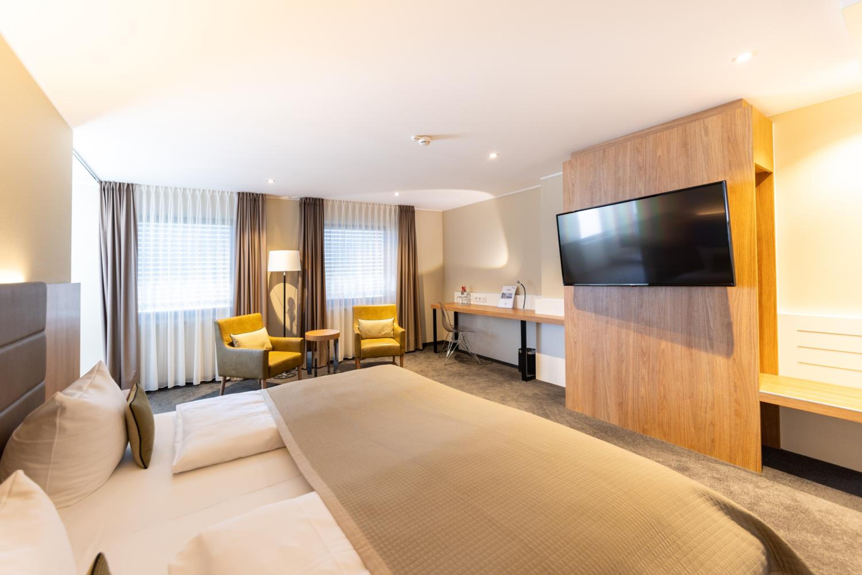 Фото 110200641883