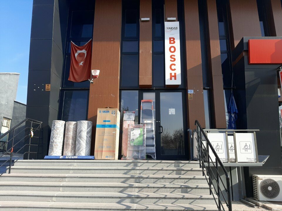 Household appliances store Undas, Konya, photo