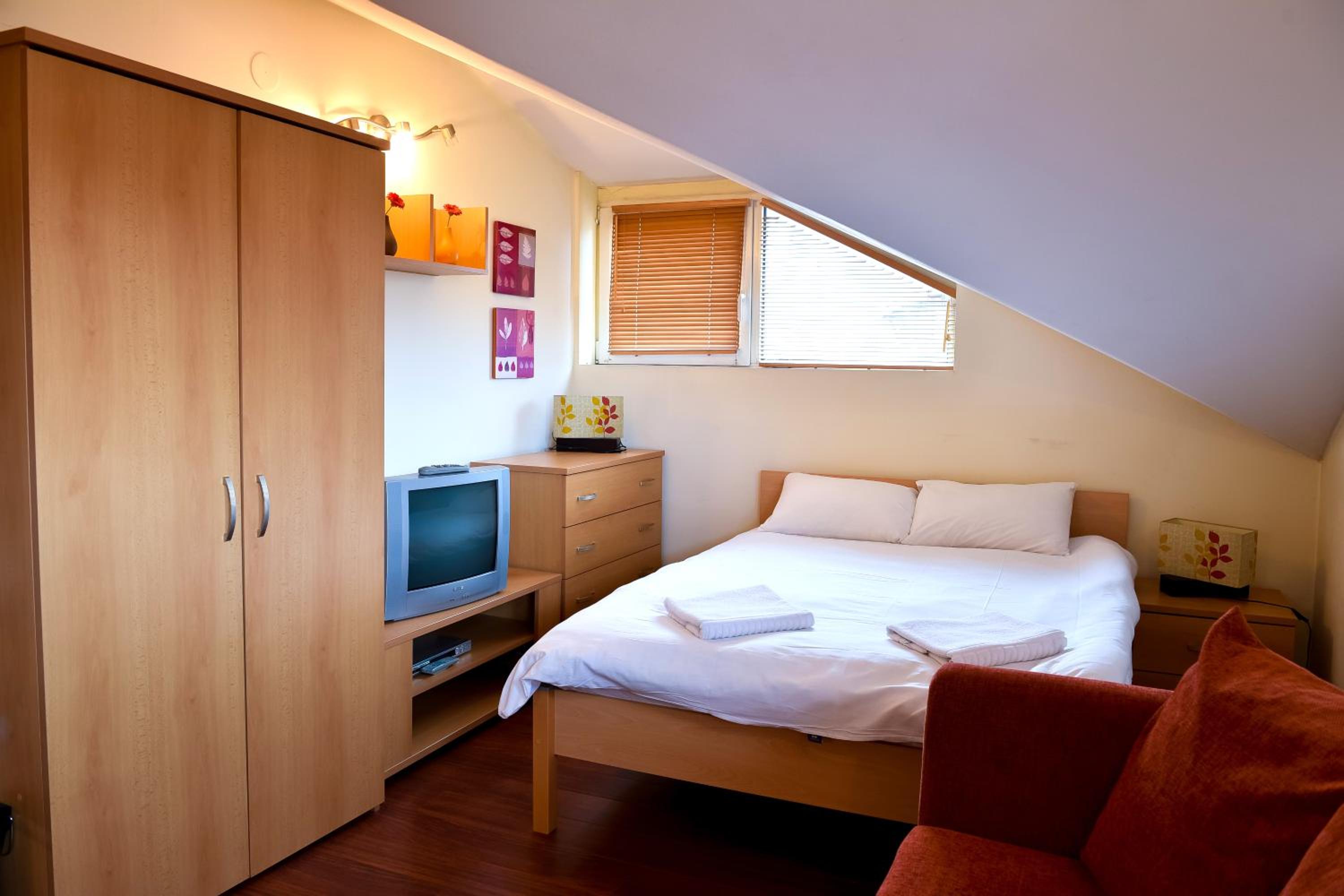 Фото Bojur & Bojurland Apartment Complex