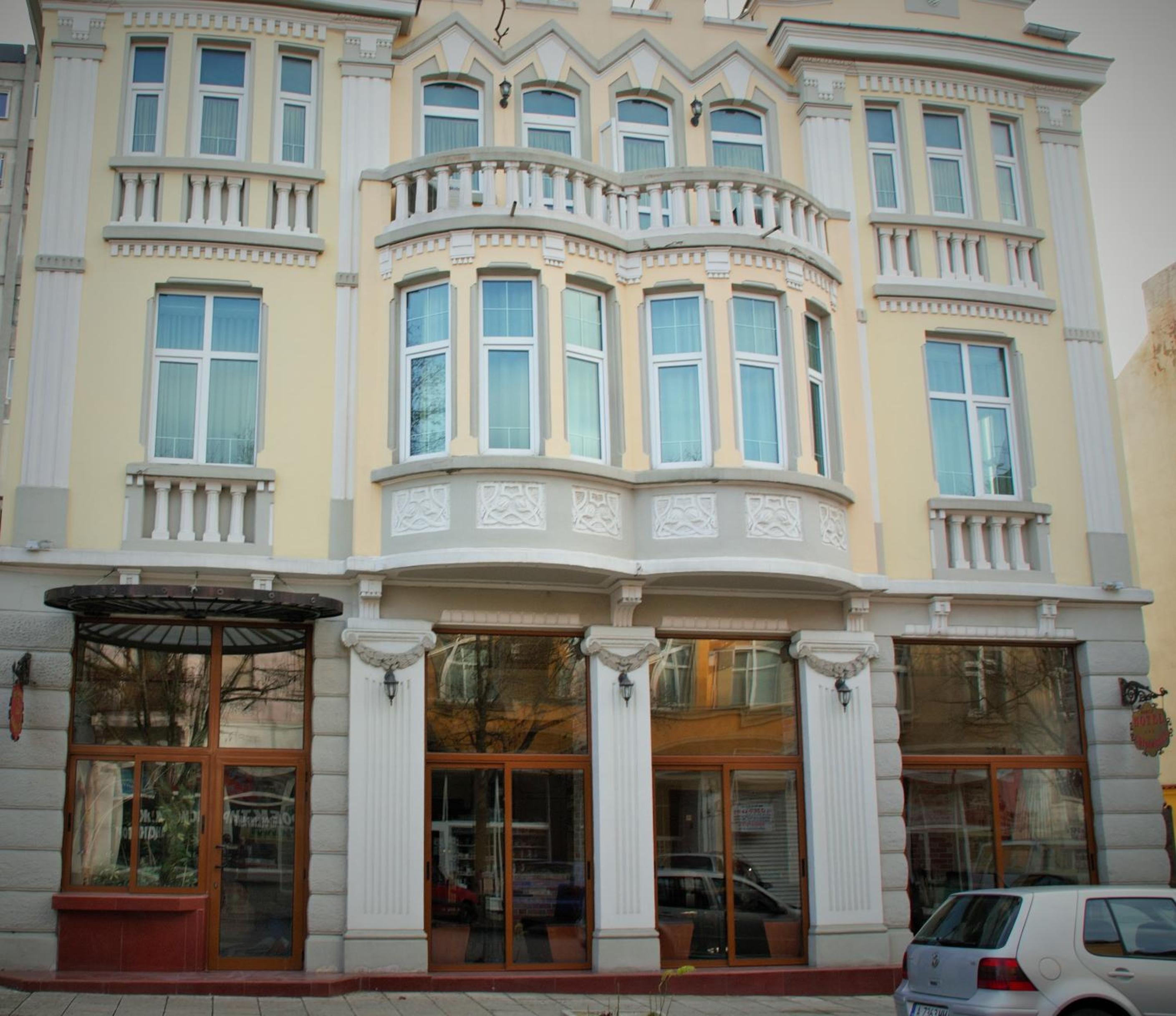 Фото Hotel Chiplakoff Burgas