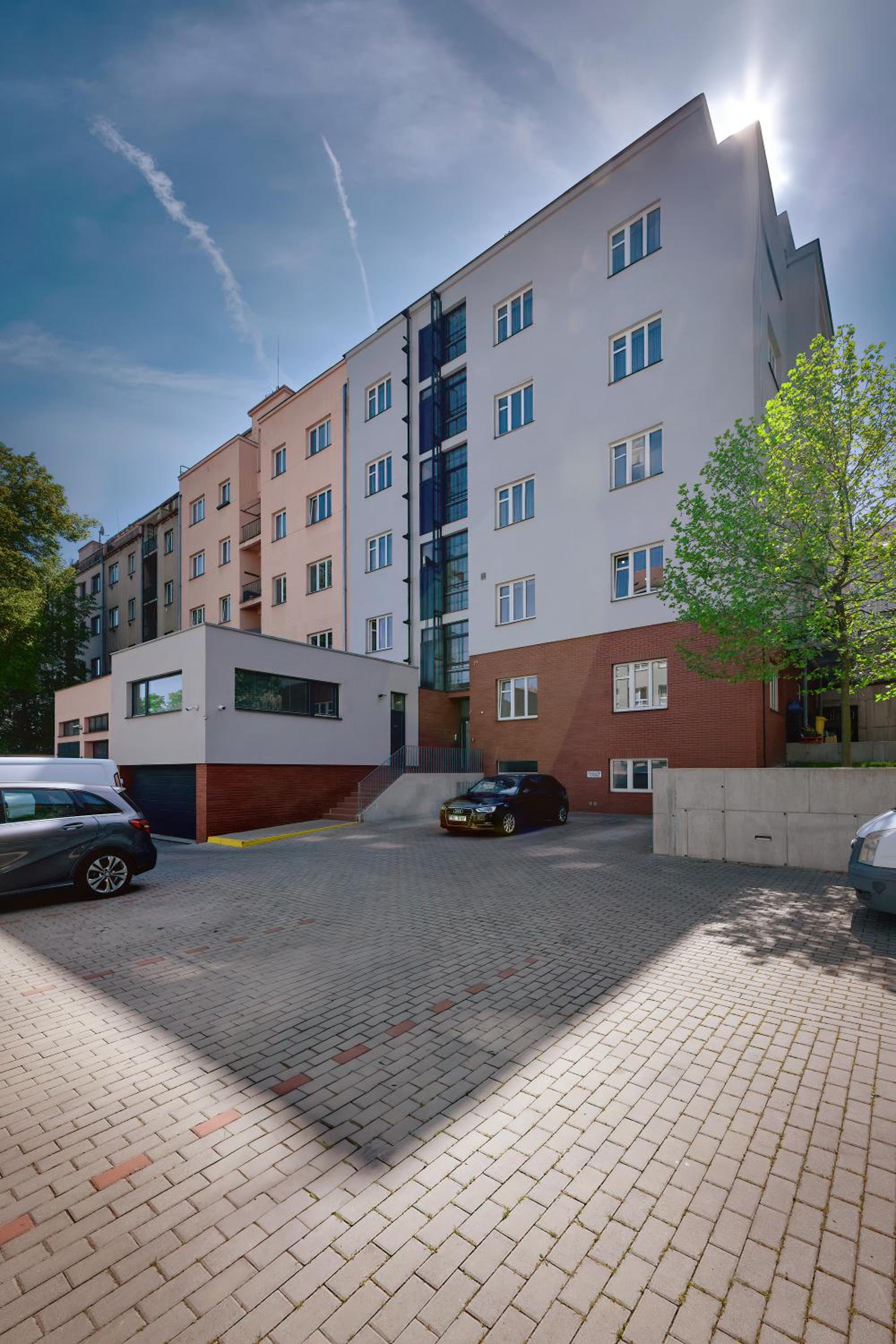 Фото Downtown Suites Belohorska