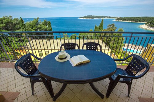 Апартаменты Splendid Golden Rocks Resort