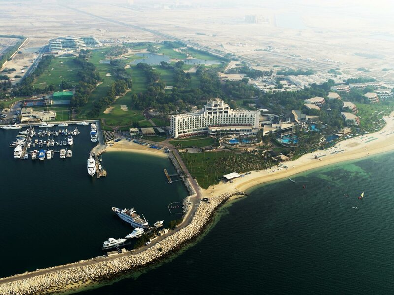 Гостиница JA Lake View Hotel в Дубае