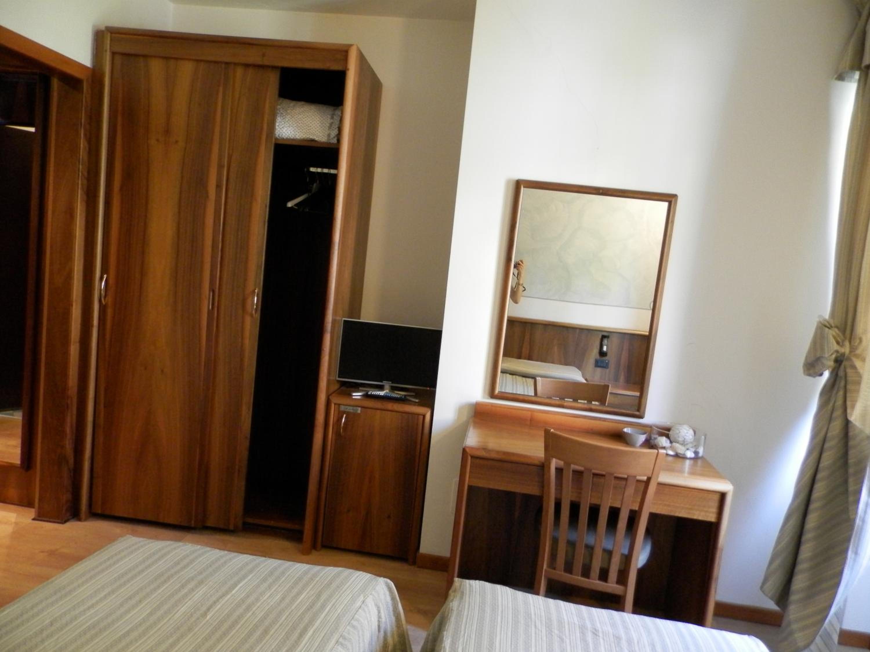 Фото Hotel Continental
