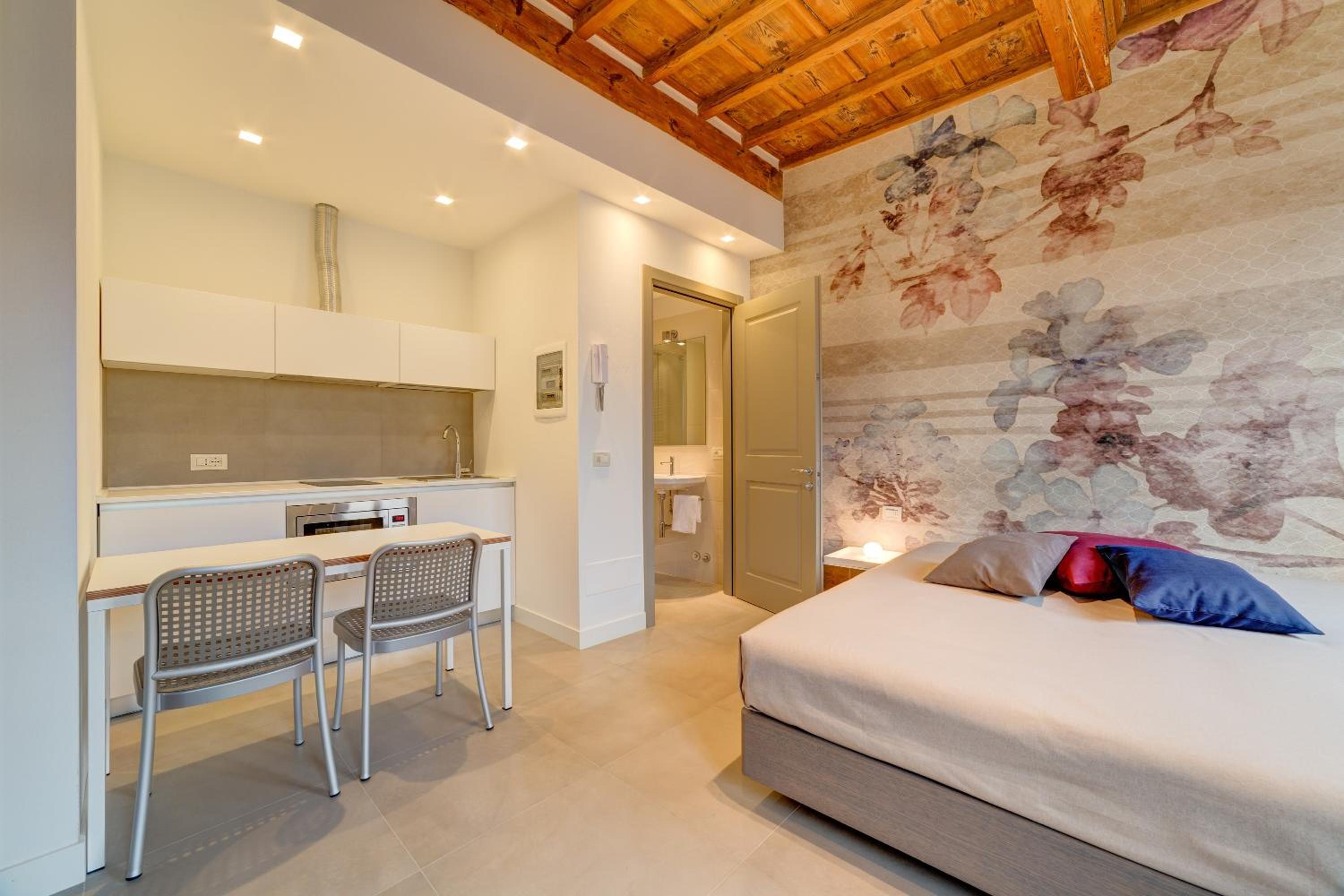 Фото Palazzo Mannaioni Suites