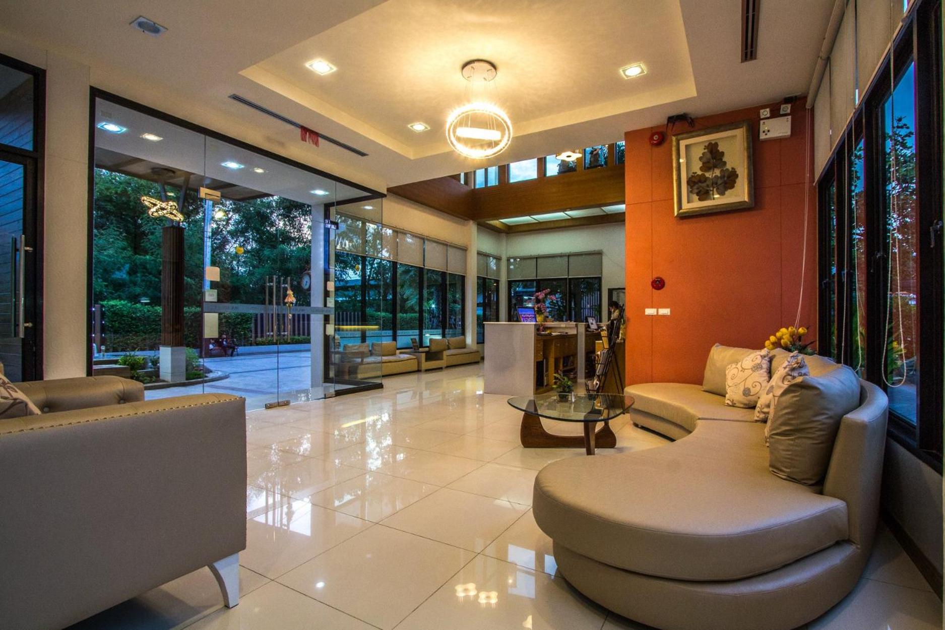 Фото Mamaison hotel