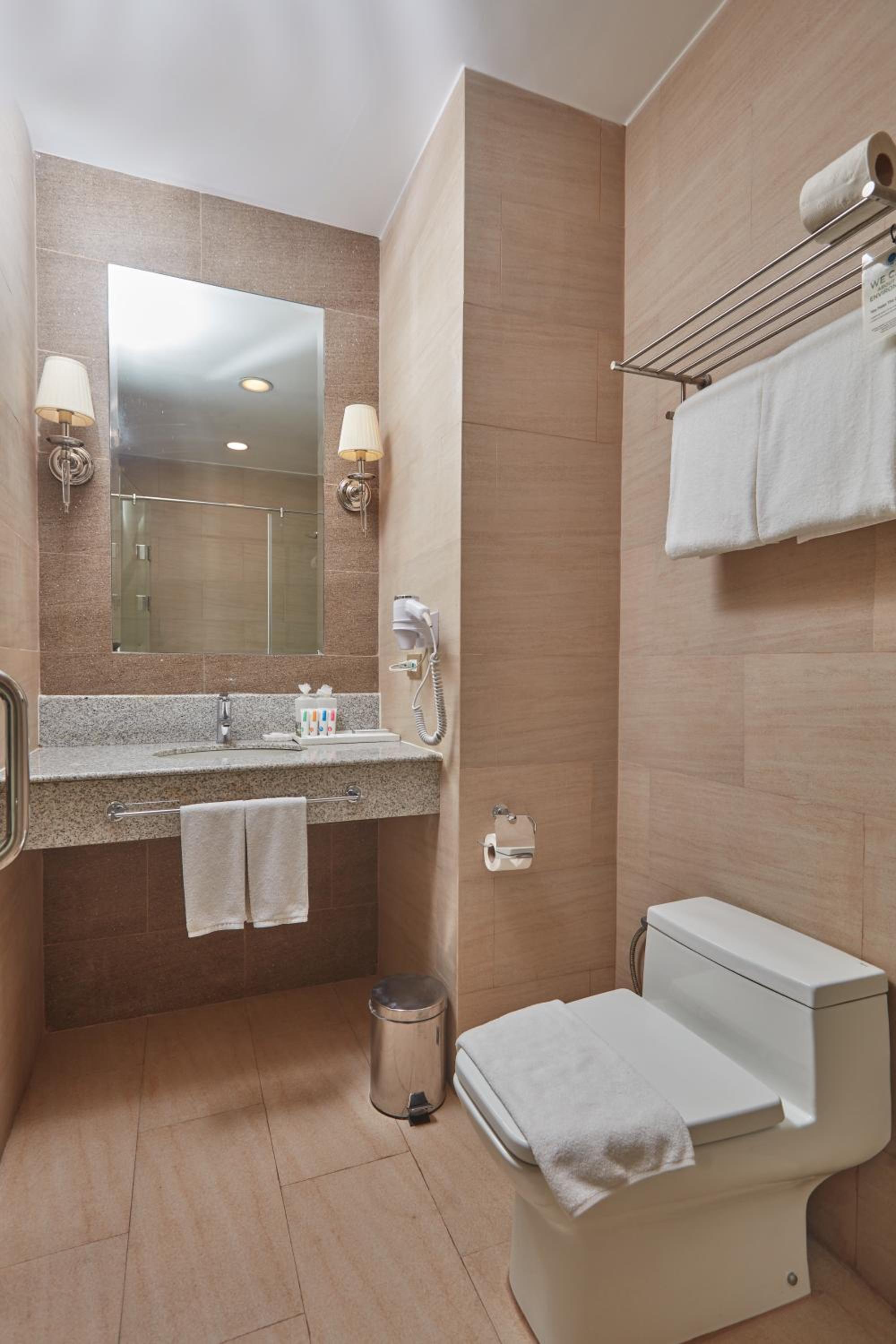 Фото Rizal Park Hotel