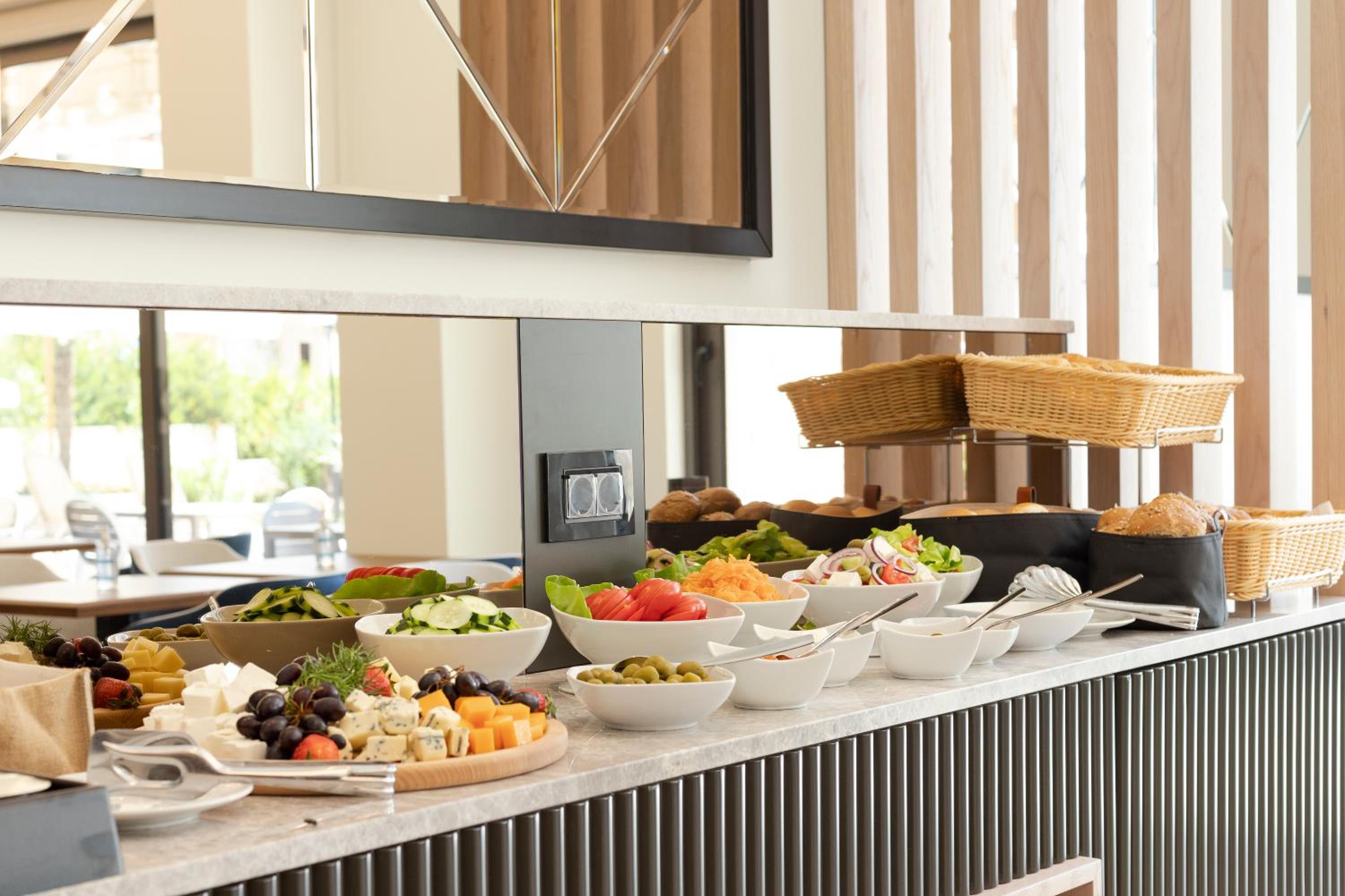 Фото Boutique hotel Momentum by Aycon