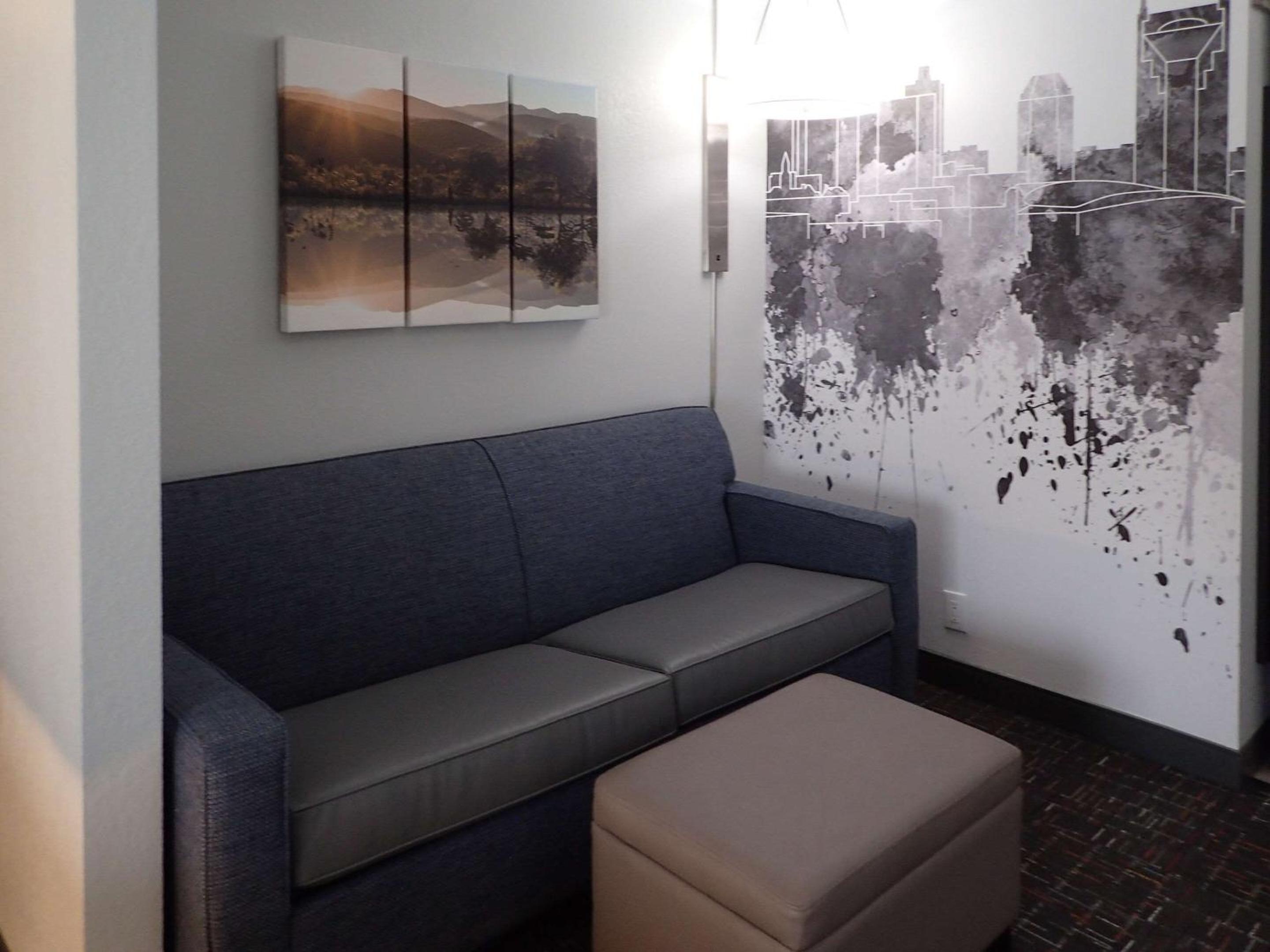 Фото Brentwood Suites