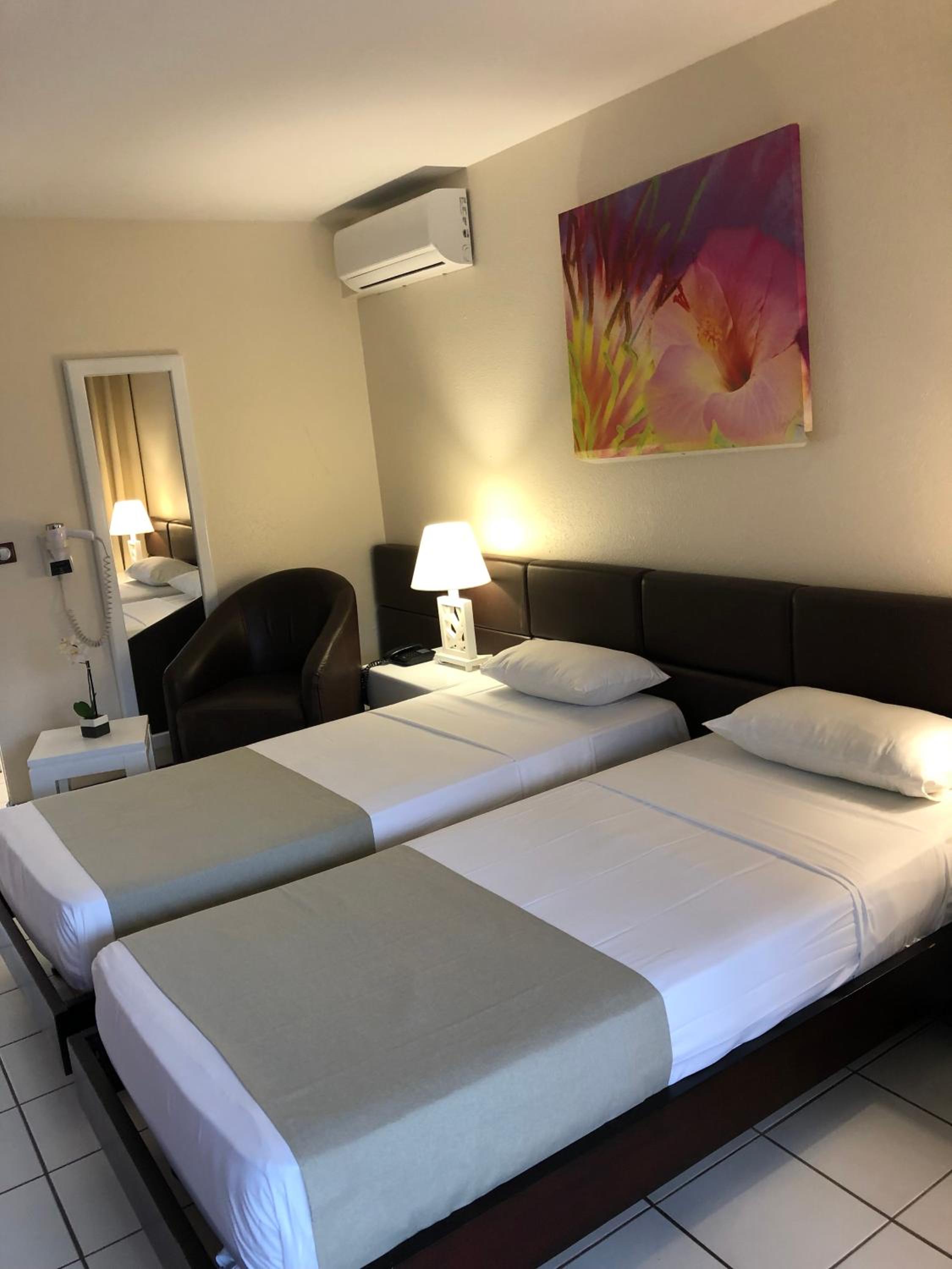 Фото Canella Beach Hotel