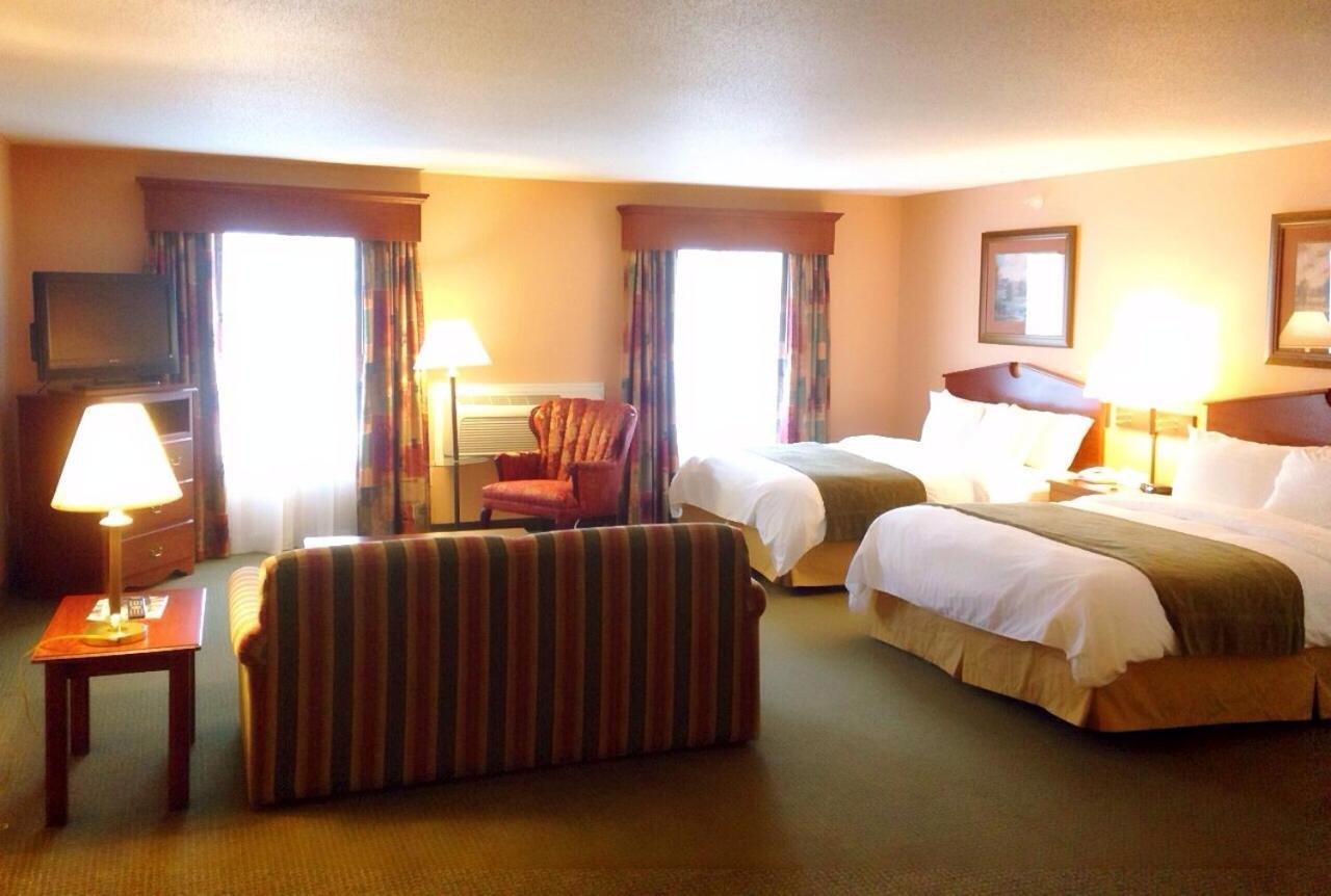 Фото Grandstay Residential Suites Hotel - Sheboygan