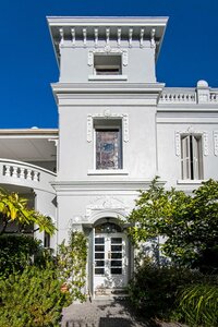 Апартаменты Barry Hall