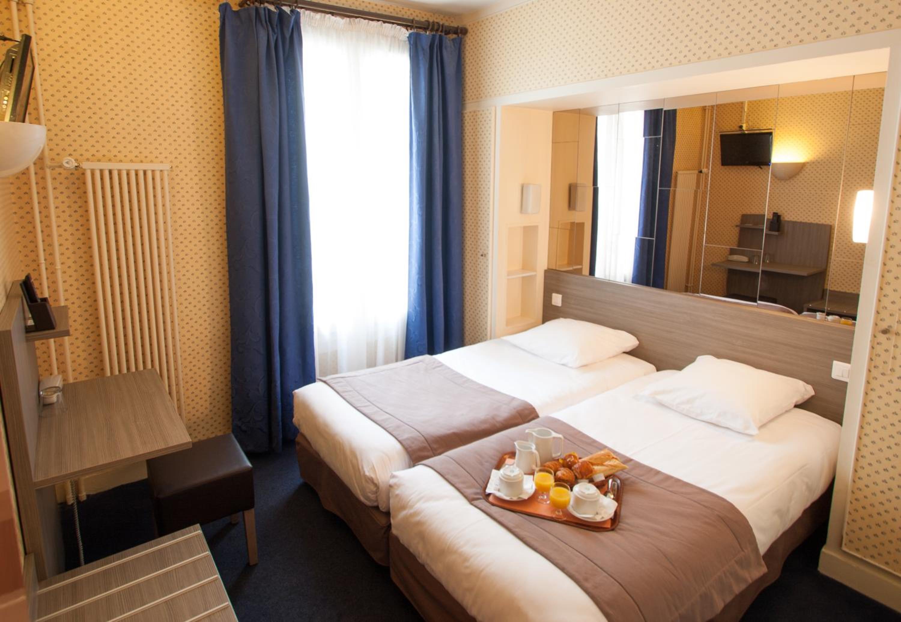 Фото Hotel Eiffel Kensington