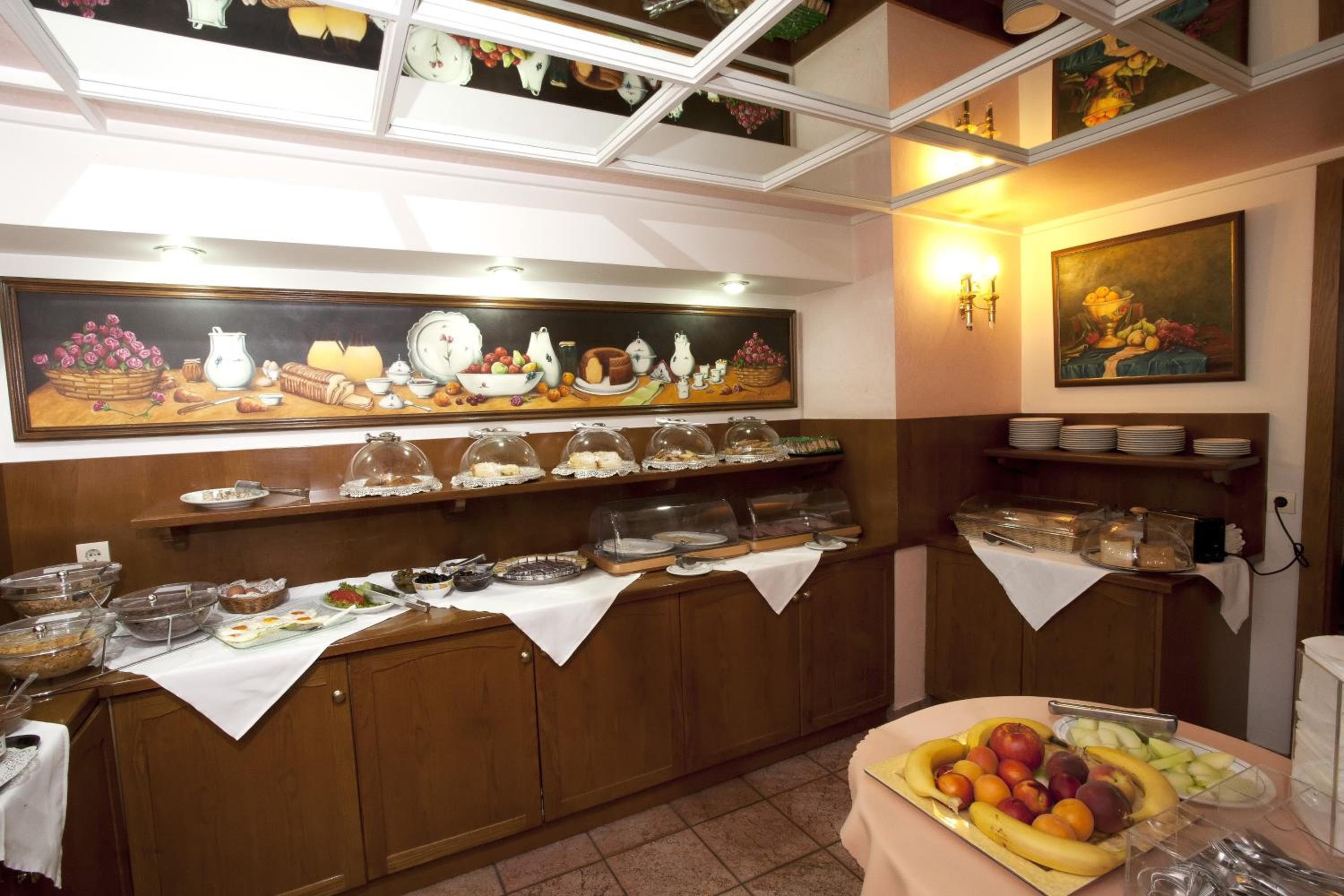 Фото Hotel Katerina