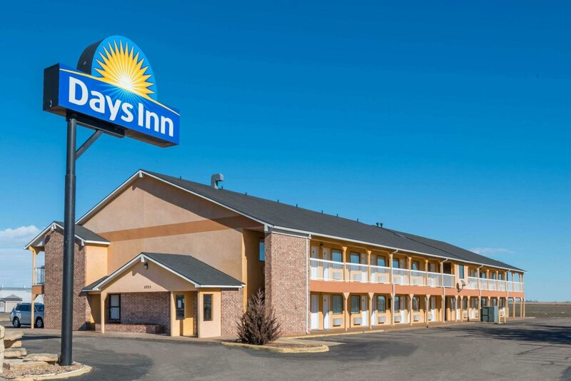 Гостиница Days Inn by Wyndham Russell