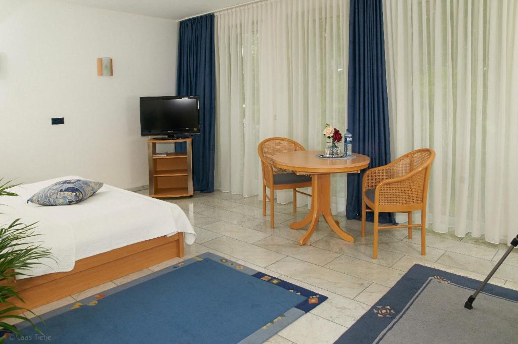 Фото Hotel BonaMari