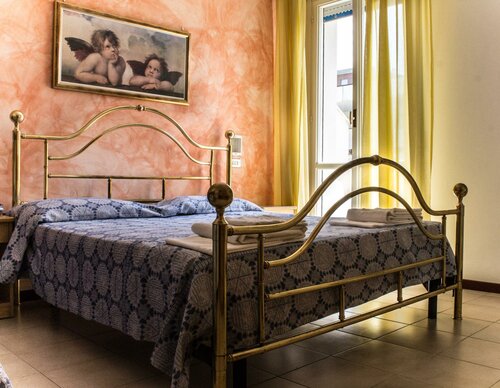 Гостиница Carillon Hotel в Беллария – Иджеа-Марине