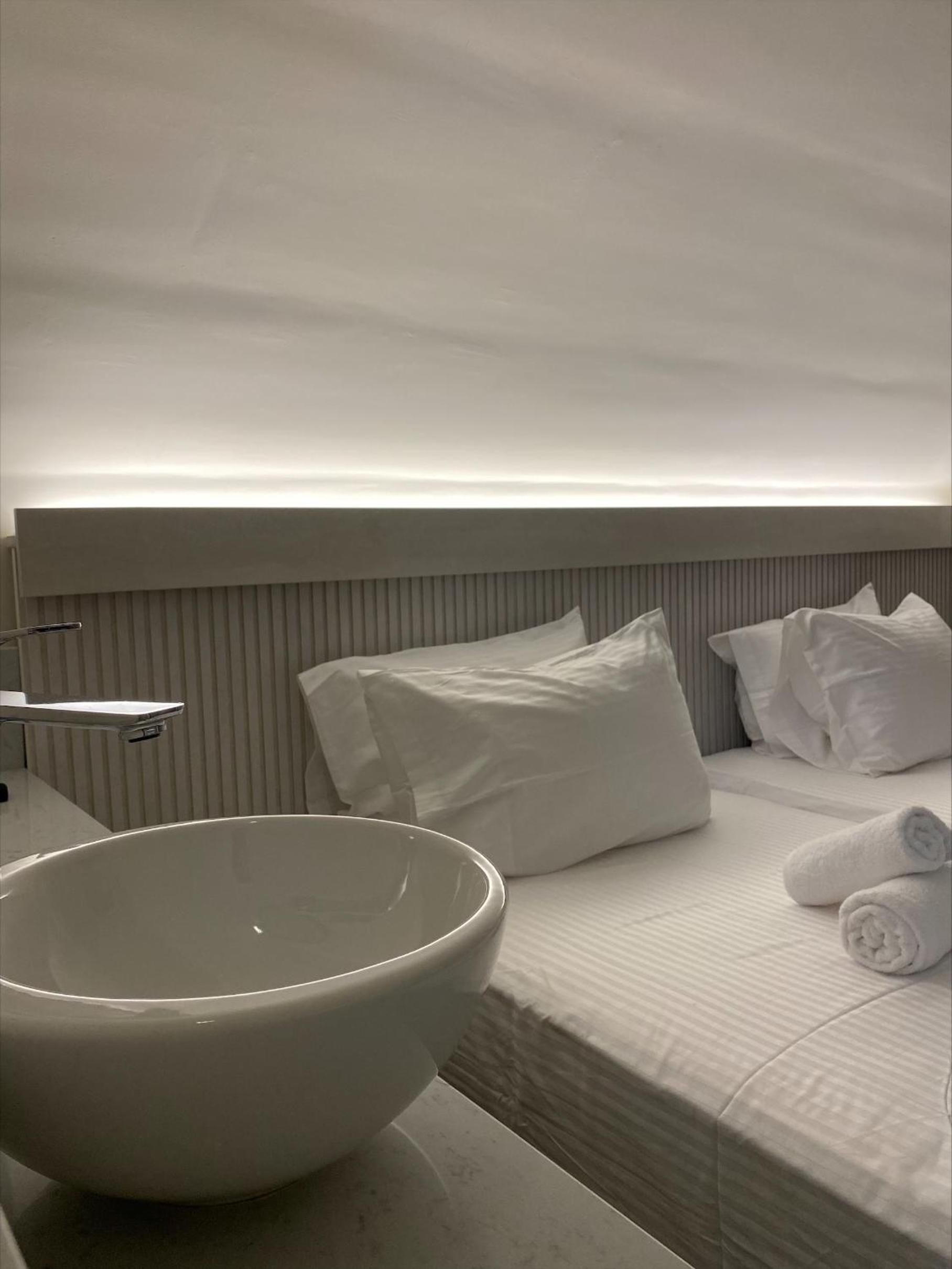 Фото Barbie Hotel Apartments