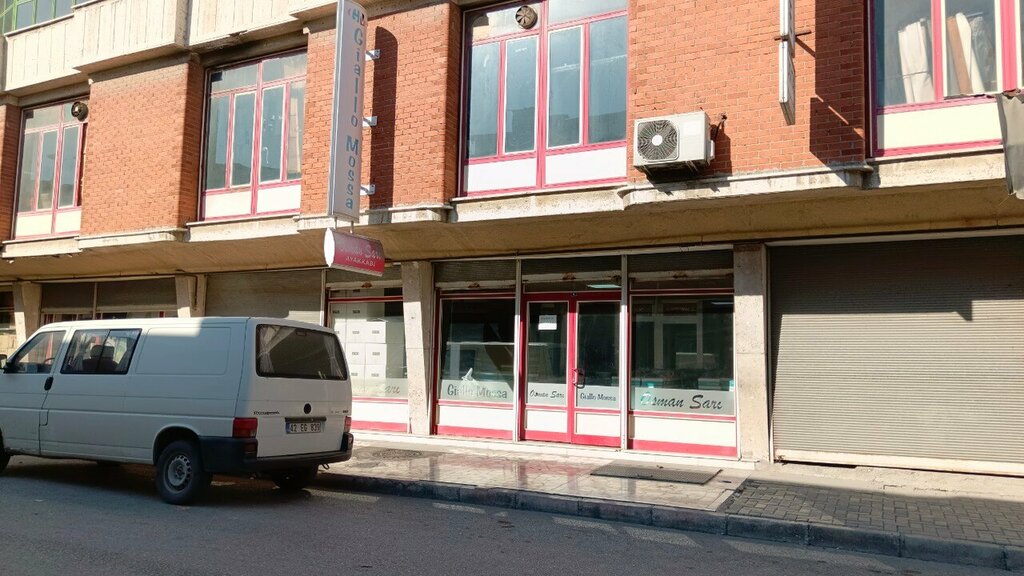 Shoe store Osman Sari Shoe, Konya, photo