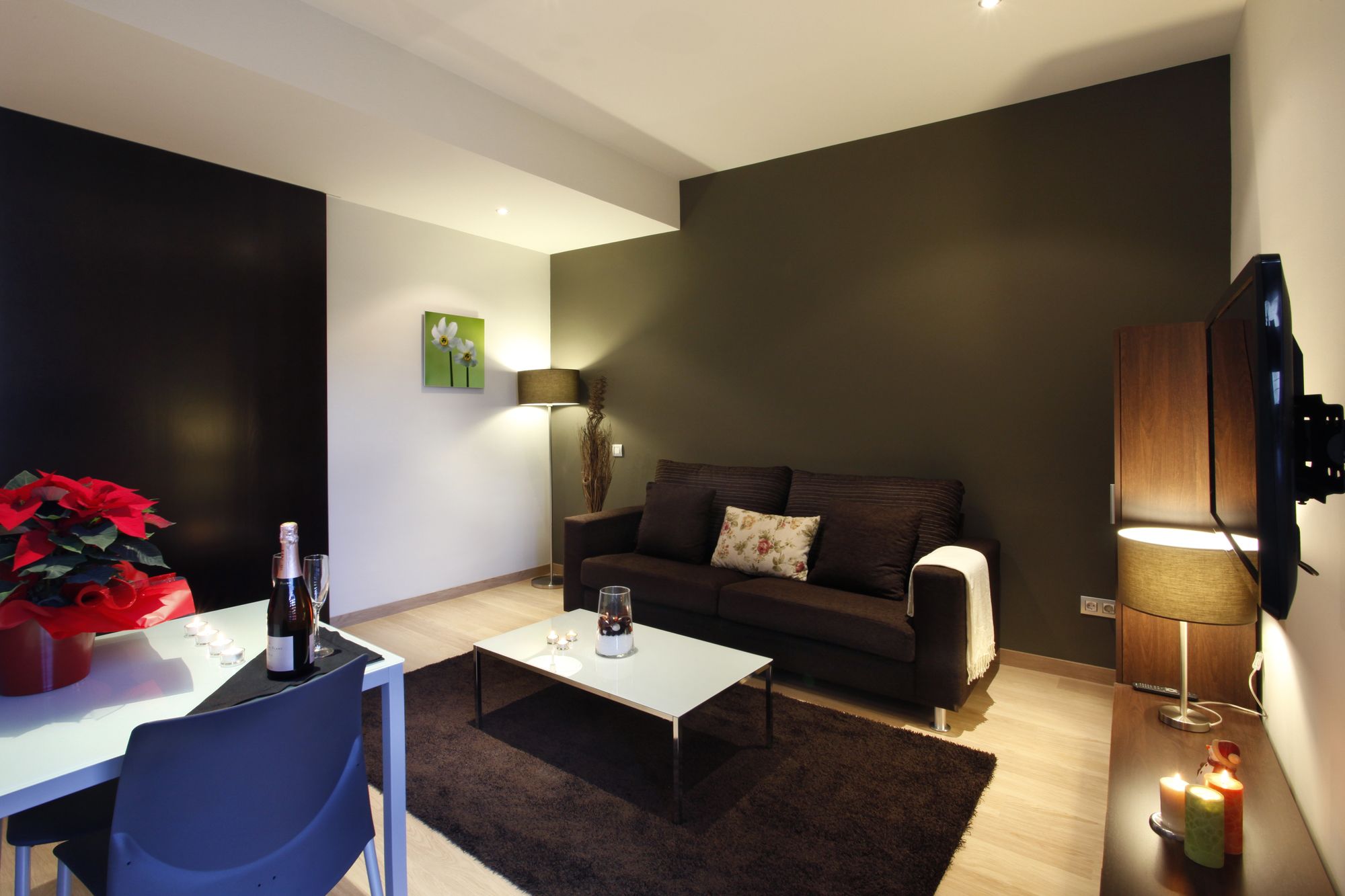 Фото Fisa Rentals Gran VIA Apartments