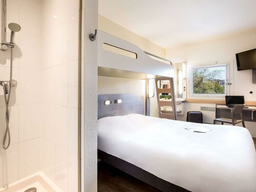 Гостиница ibis budget Fréjus Saint Raphael Capitou A8 во Фрежюсе