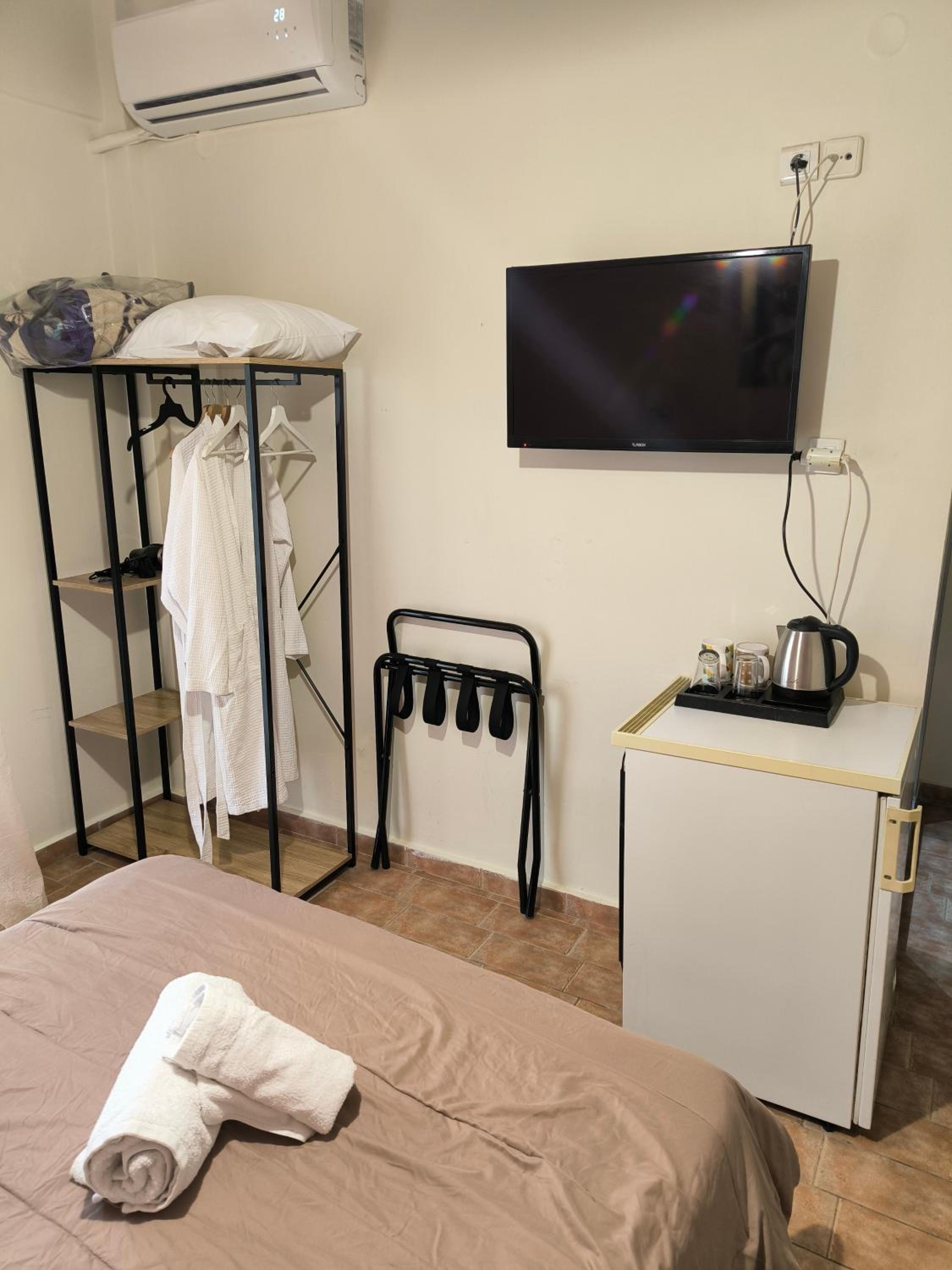 Фото Hotel Almira